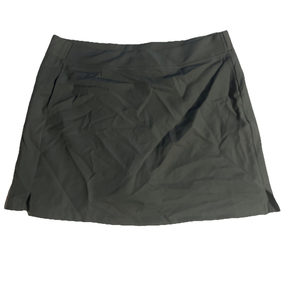 32 Degrees Womens Dress Shorts Size L. BR